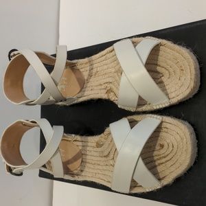 Joe's jean leather shoes cream/ off white color. Brand new.